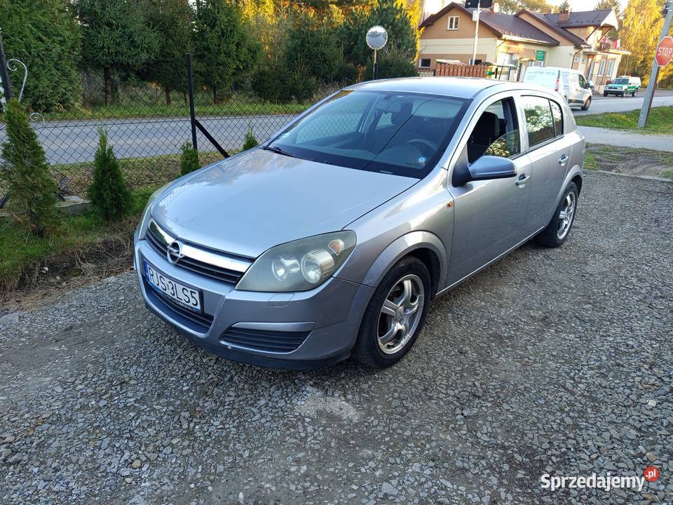 Sprzedam Opla Astra 17 cdti