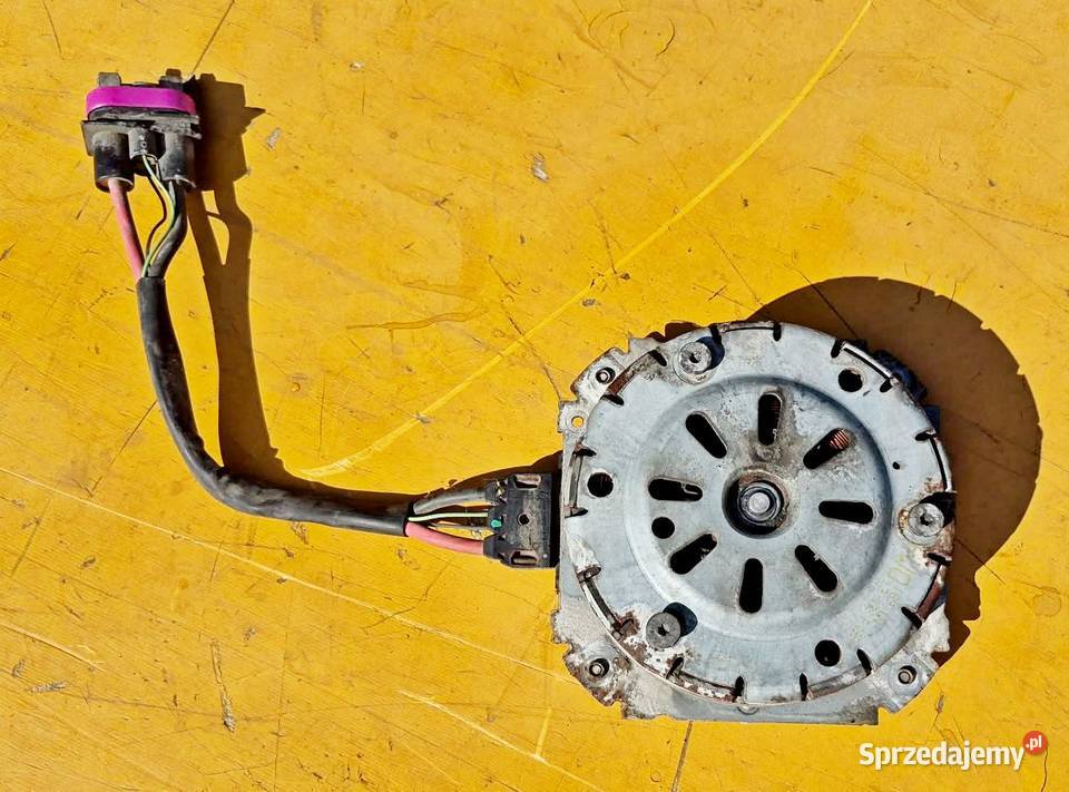 Audi A8 S8 D4 4H Elektryczny wentylator