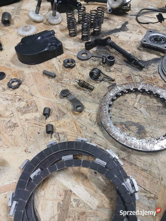 Części silnika Honda NSR 125 CRM 125 Komarówka Podlaska sprzedam