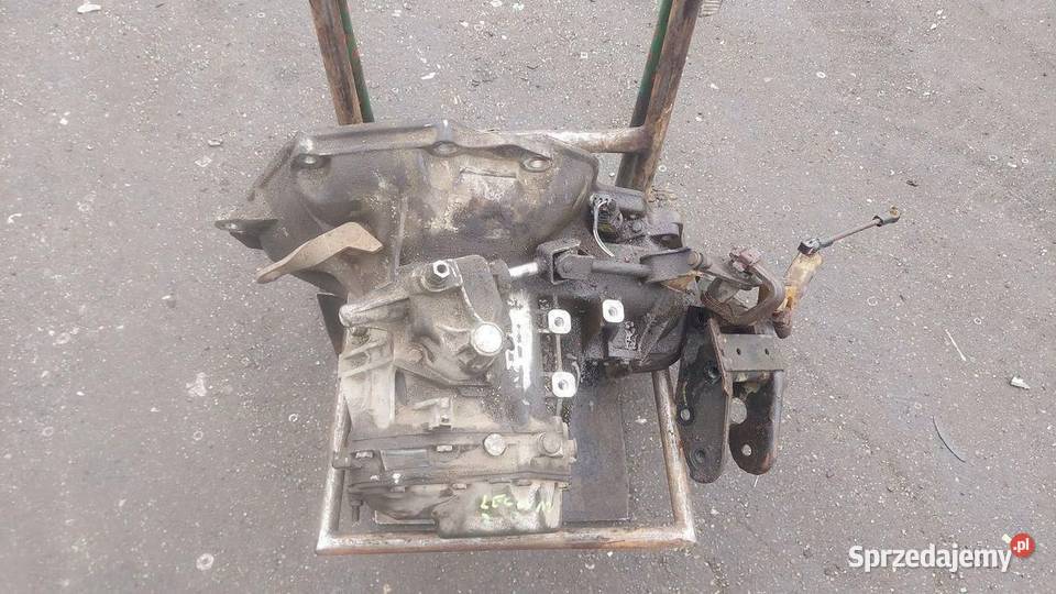 SKRZYNIA BIEGÓW MANUAL DAEWOO LEGANZA 20 2001 osobowe