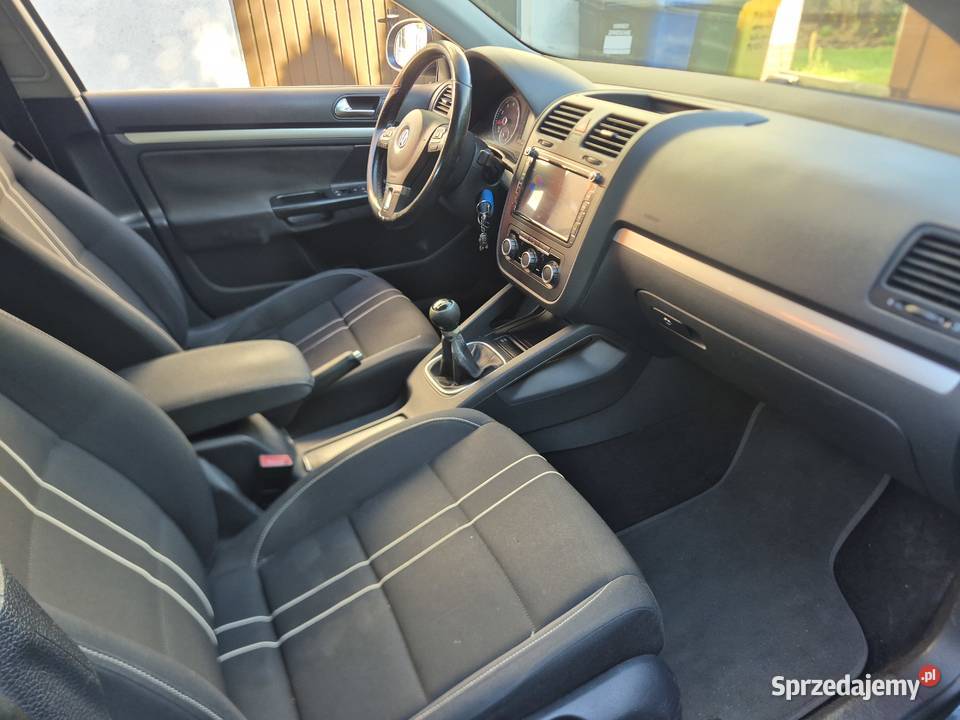 VW JETTA 3 SEDAN 1400 BENZYNA6 BIEGOWY Zarejestrowany w Polsce Jerzmanowa sprzedam