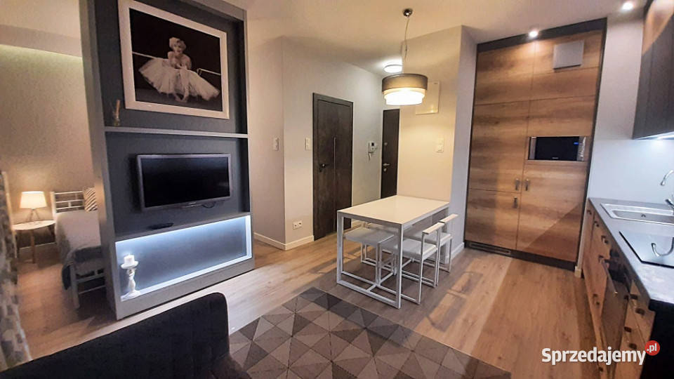 Studio 32 m2 METRO Siedmiogrodzka SpireHub Warszawa