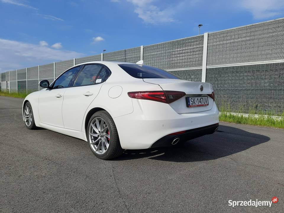 Alfa Romeo Giulia 22 diesel Salon Polska Gliwice