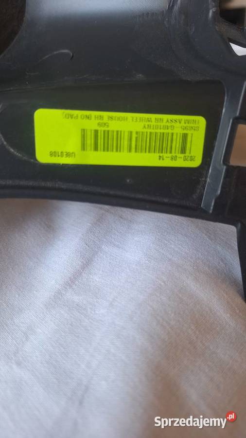 Hyundai i30 bok tylnej kanapy