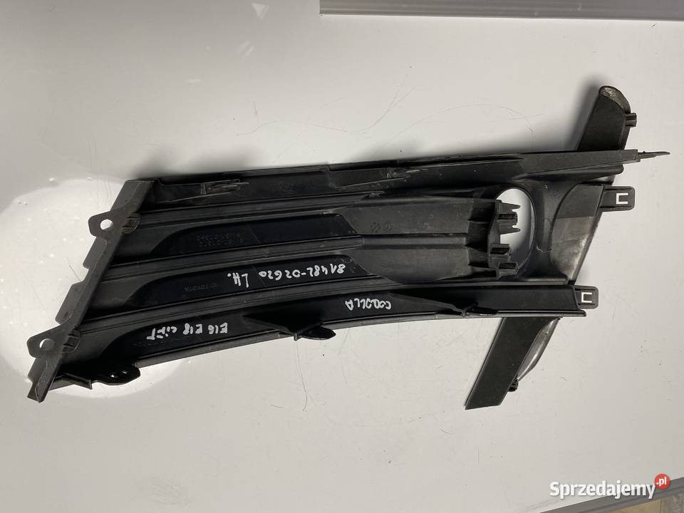 Toyota Corolla E16 E18 lift kratka zderzaka lewa Kozubszczyzna sprzedam
