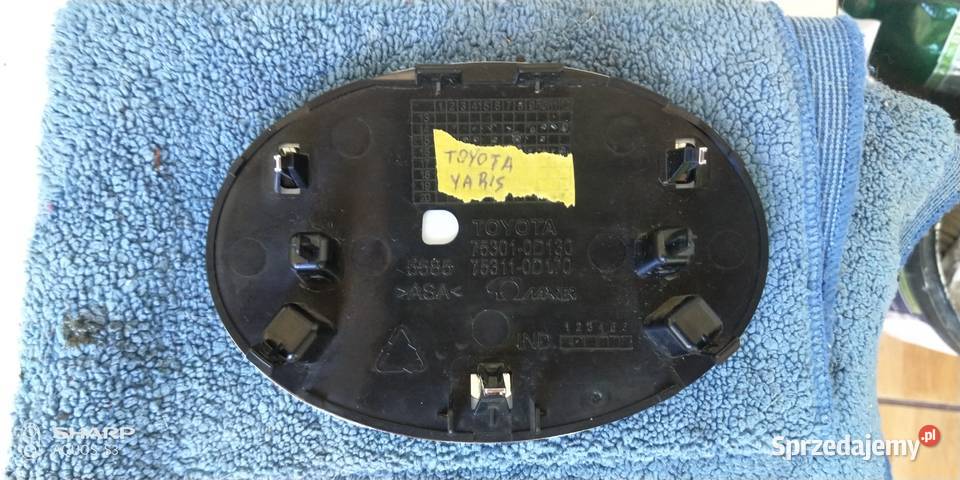 Toyota Yaris III Ii FL logo zderzaka Hybryda Łódź
