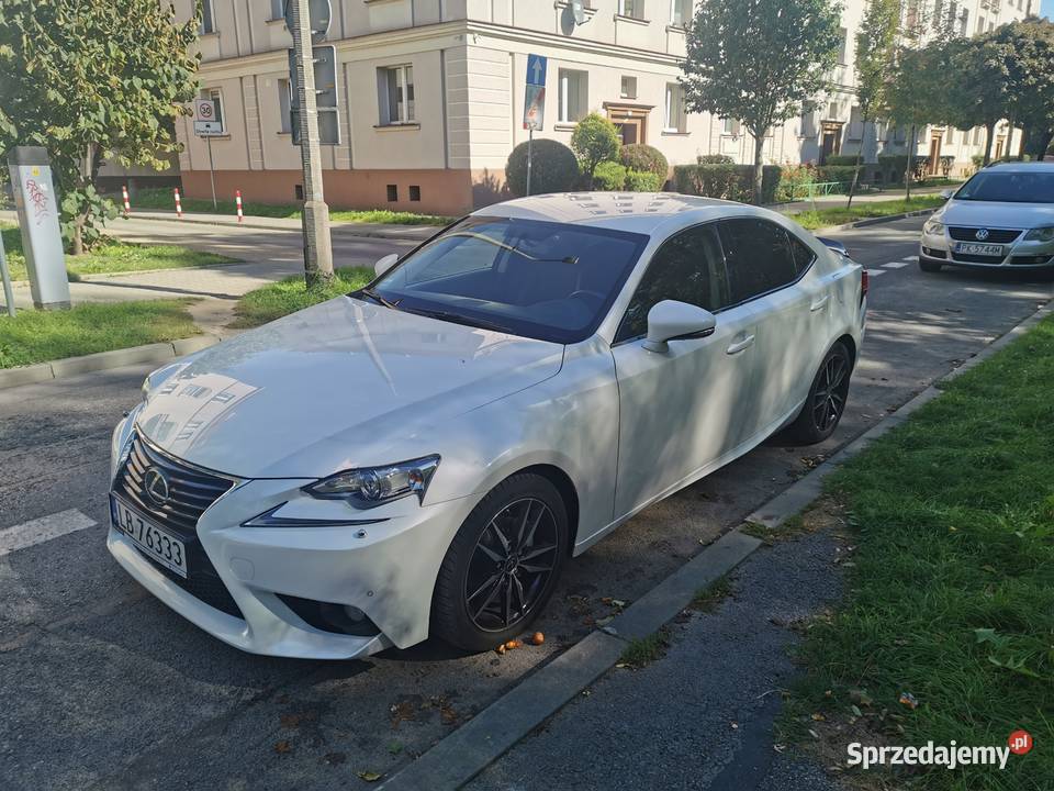 Lexus is 250 benzyna mazowieckie