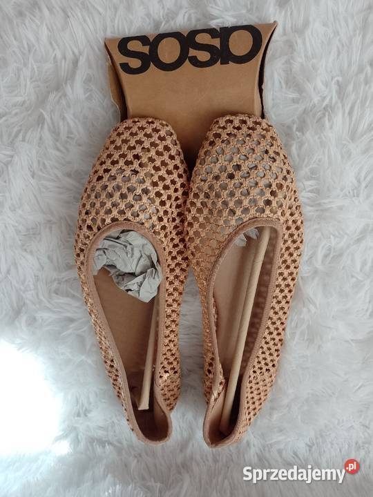 3940 ASOS Design Brązowe baleriny ażurowe z Kraków