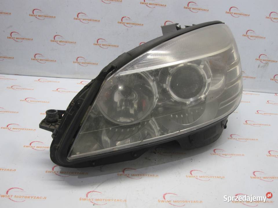 MERCEDES C KLASA S204 W204 10r lampa lewa przód świętokrzyskie Kielce