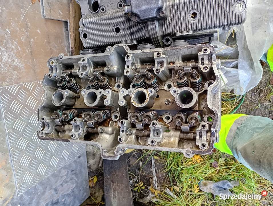 Silnik suzuki bandit 6001200 Parszów