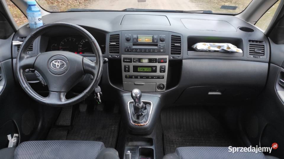 Toyota Corolla Verso 20 D D4D clima diesel Chodzież
