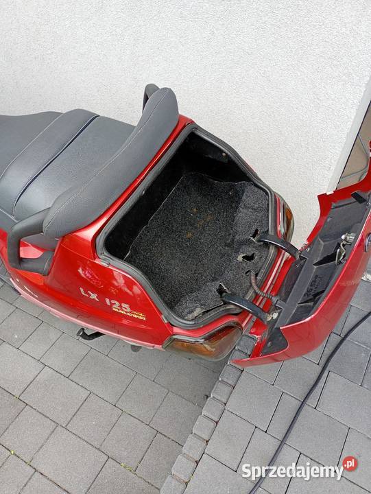 Skuter Piaggio Hexagon LX 125