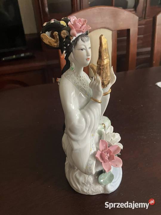 Figurka porcelanowa japonka piękna kolorystyka Bydgoszcz