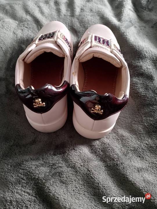 Buty sportowe Balada w rozmiarze 38 Tuchola