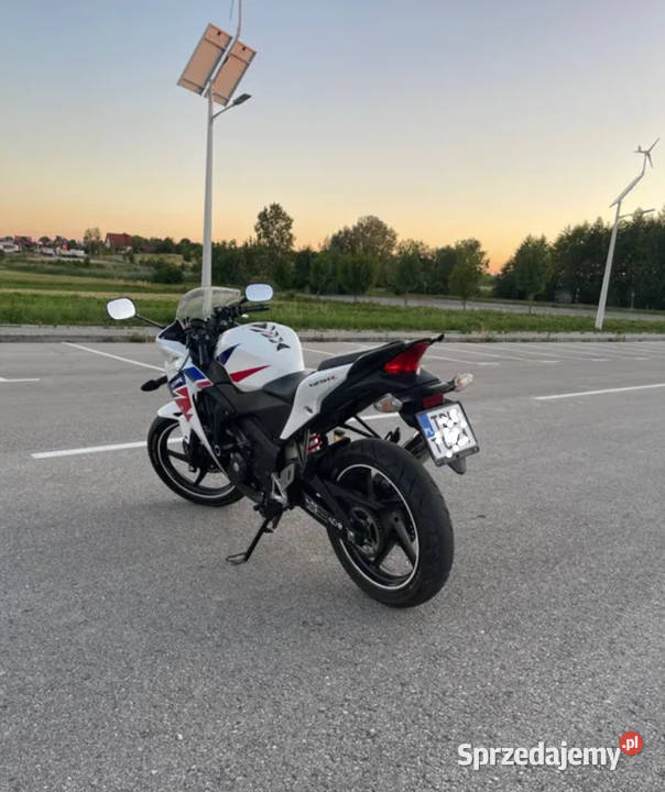 Honda CBR 125 JC50 z polskiego salonu Busko-Zdrój