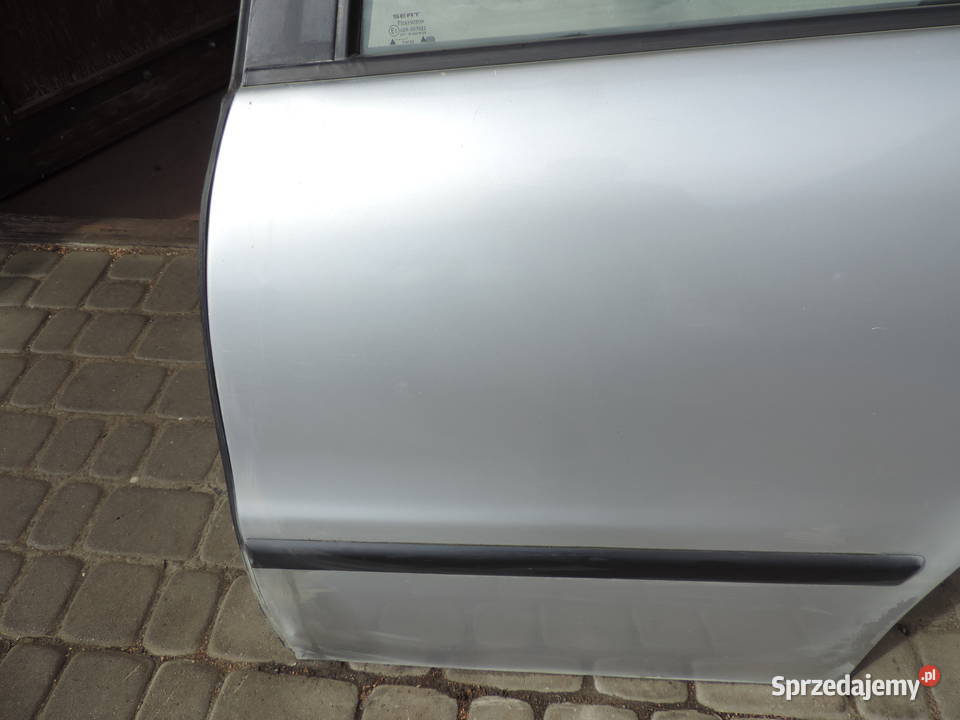 DRZWI LEWY TYŁ SEAT LEON 1 TOLEDO 2 LS7N małopolskie Nowy Sącz