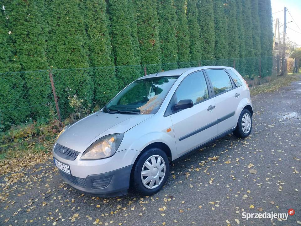 Fiesta 125 benzyna opłaty na zamiana 280000km Poręba sprzedam