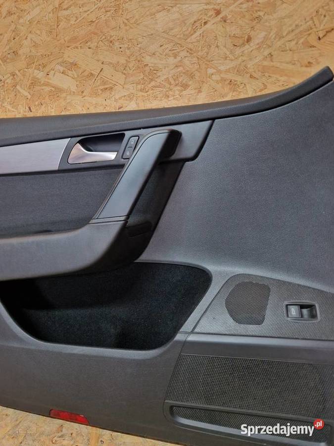 Vw passat B7 boczek kierowcy lewy przód Tapicerki samochodowe