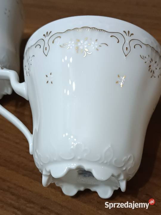 Stare białe filizanki Porcelana i szkło