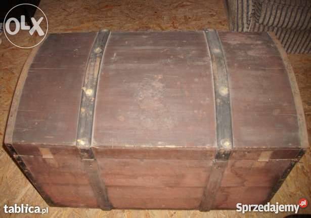 Mebel ozdobnySkrzynia posagowakufer podróżny odcienie brązowego Barlinek