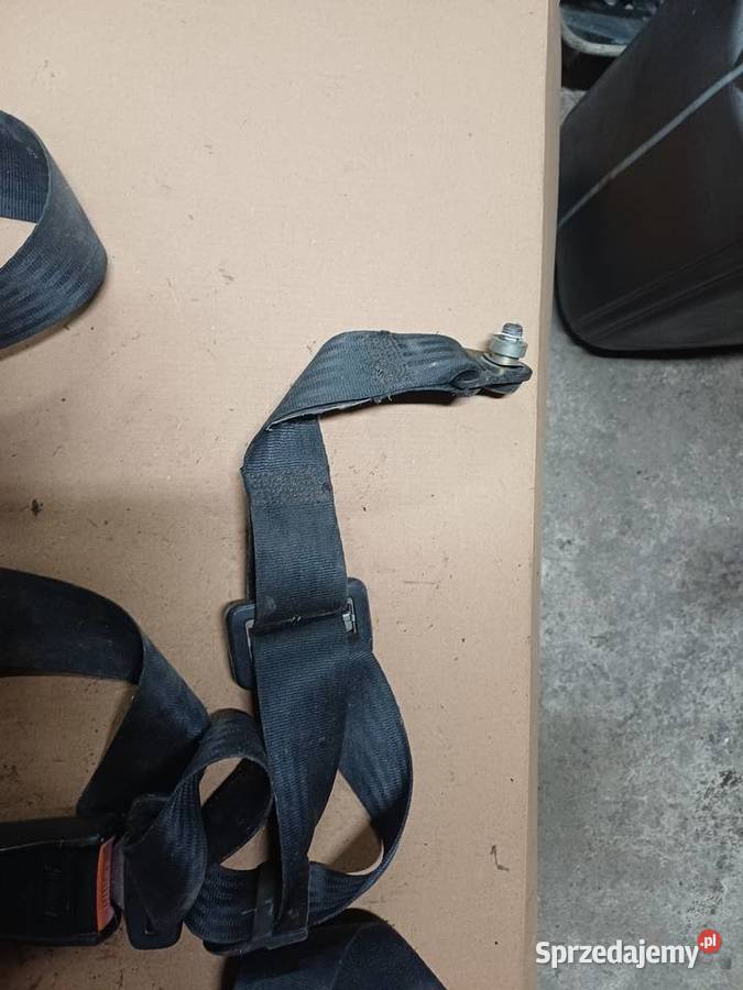 Pasy bezpieczeństwa Tył Fiat 126p Komplet Łowicz