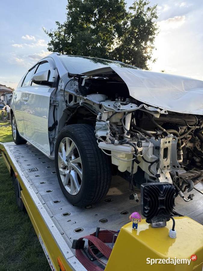 Toyota Auris Hybryda Uszkodzony Okazja 140000km Warszawa