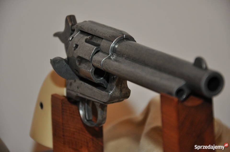 Replika broni rewolwer Colt Peacemaker 1873r Środa Wielkopolska