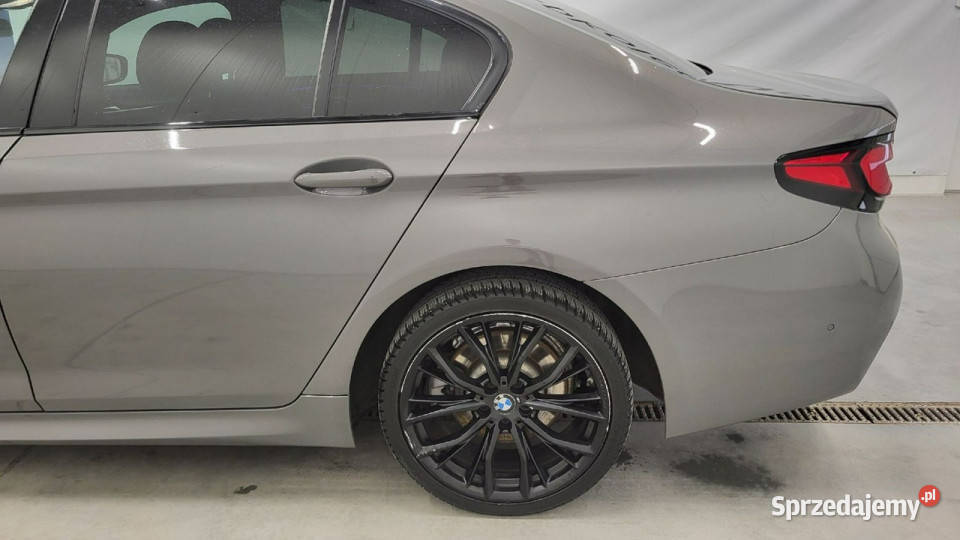 BMW 520 d xDrive mHEV M Sport sportaut G30G31 szary Grójec