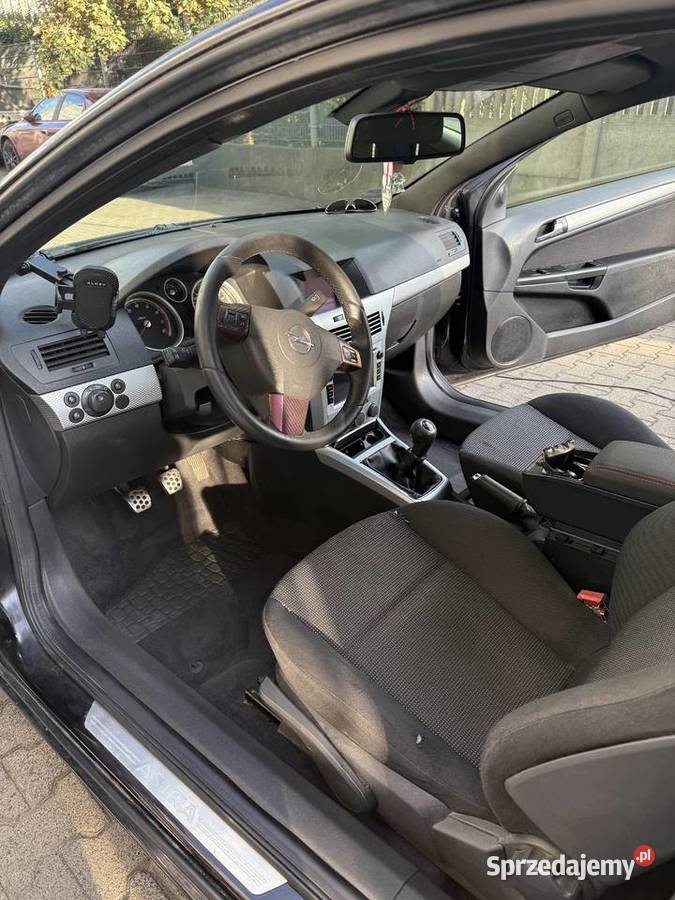 Opel astra h gtc klima nowy rozrząd benzyna wielkopolskie Jutrosin