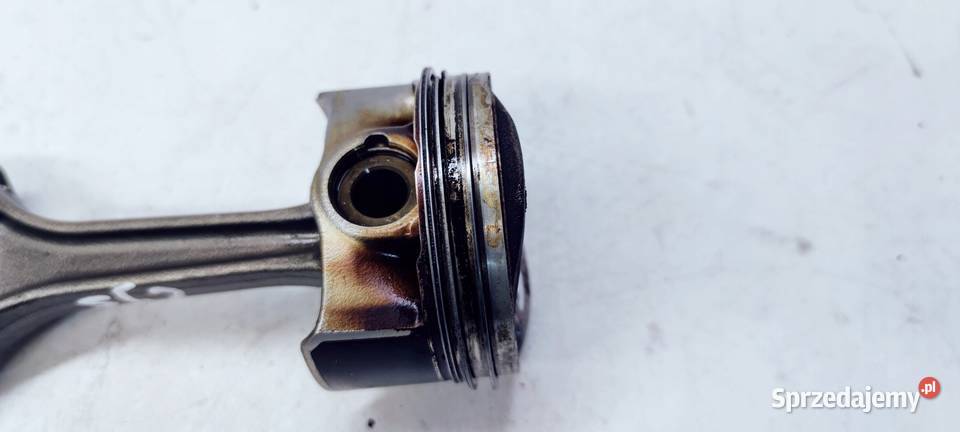 TŁOK KORBOWÓD AUDI A3 A4 A5 18 TFSI 06LD 06KAA Przystajń sprzedam