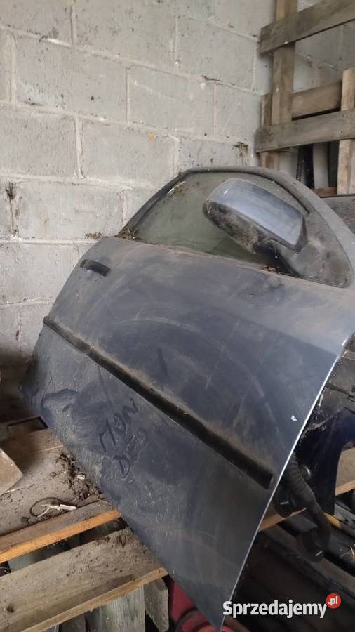 FORD MONDEO MK3 drzwi przód prawe HB