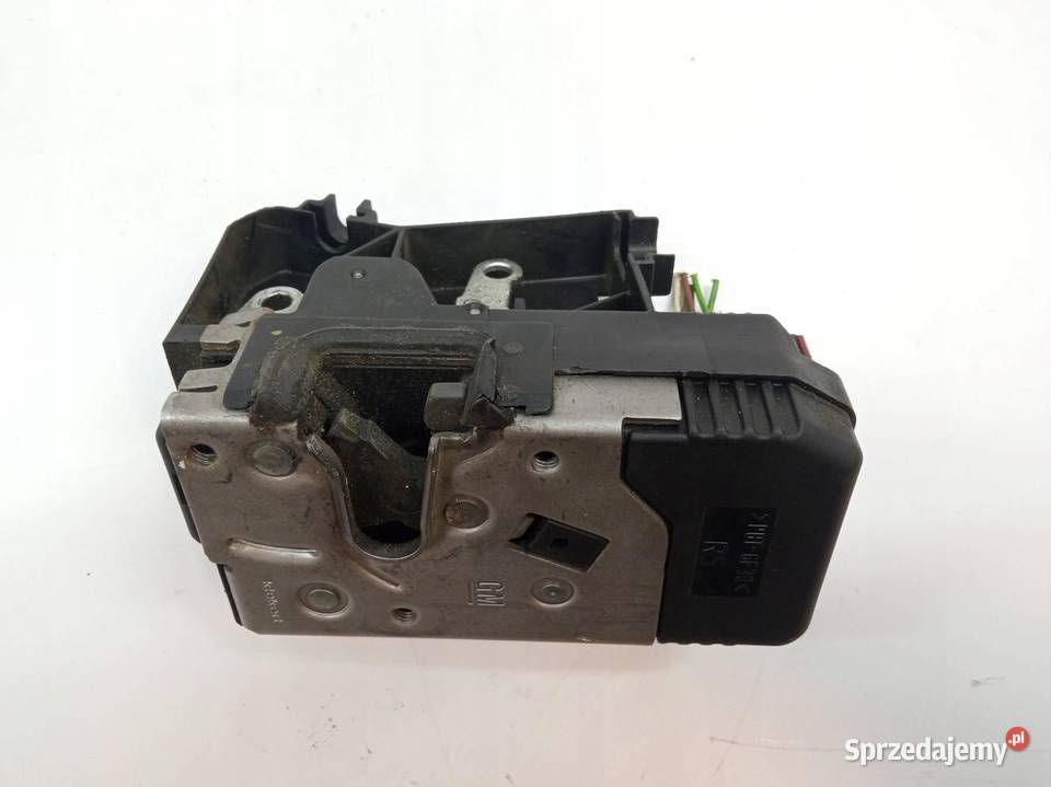 ZAMEK DRZWI PRAWY PRZÓD 8200008248DL Opel Vivaro