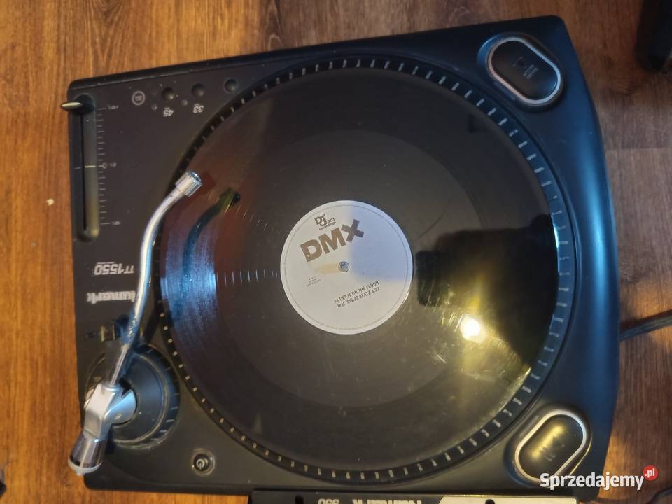 Sprzedam console 2 decki i mixer w walizce na