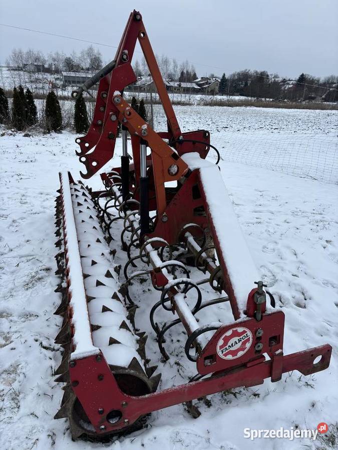 Agregat uprawowo siewny Famarol 3m wał packera