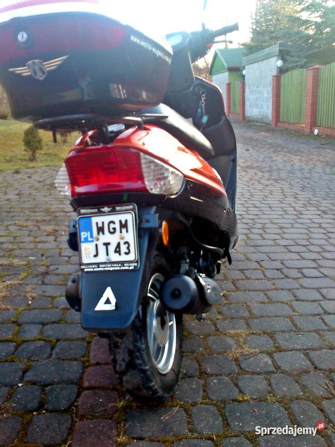skuter Magnus SolatioBenzer Rok produkcji 2008 Żabia Wola