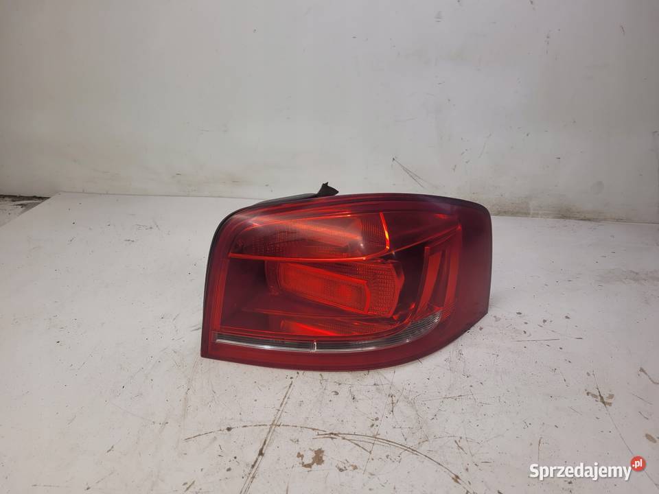 LAMPA PRAWY TYŁ AUDI A3 8P LIFT 0812 8P3945096 osobowe Lampy tylne Przystajń
