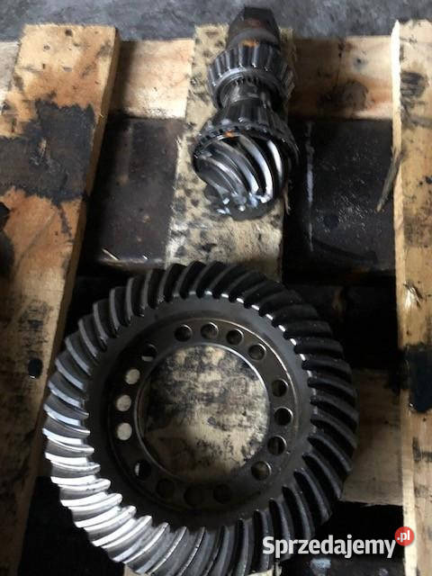 DYFERENCJAŁ KOŁOWAŁEK ZF AV 230 1041 VOLVO L30