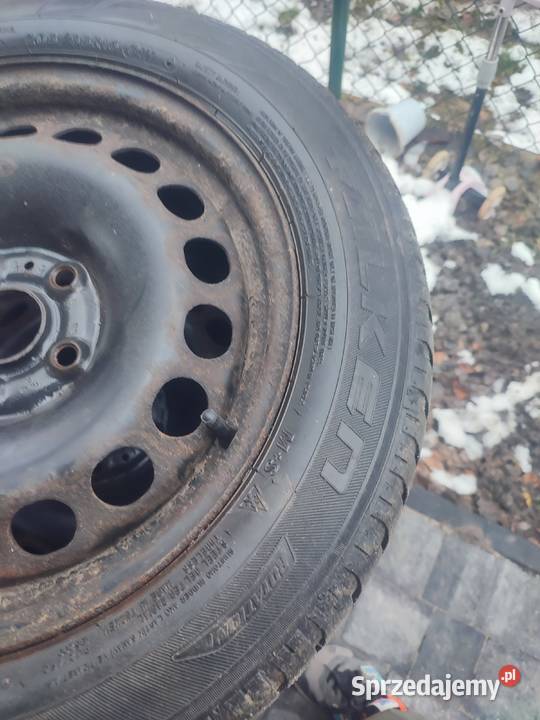 Opony zimowe i felgi Siedlec sprzedam