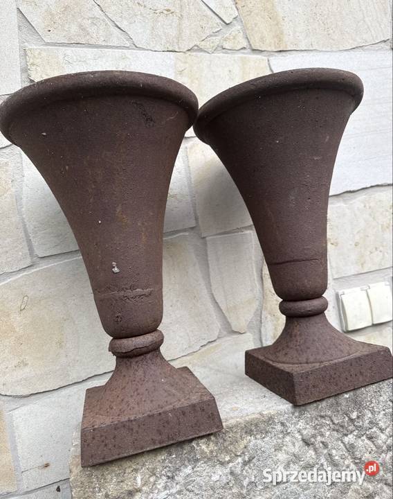 Stara donica wazon z żeliwa doniczka komplet Bystrzyca Kłodzka