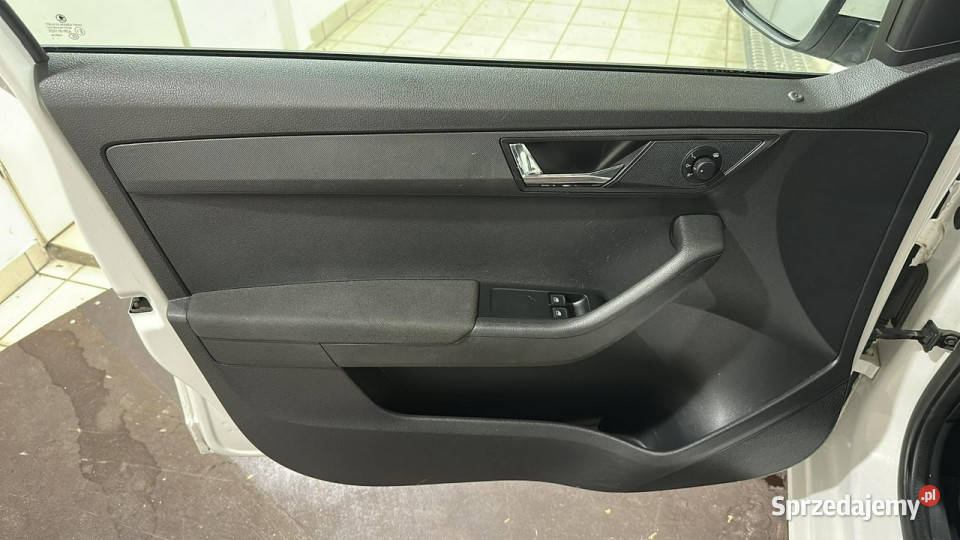 koda Fabia SKODA Fabia Combi 10 MPI 44kW autoalarm Swarzędz