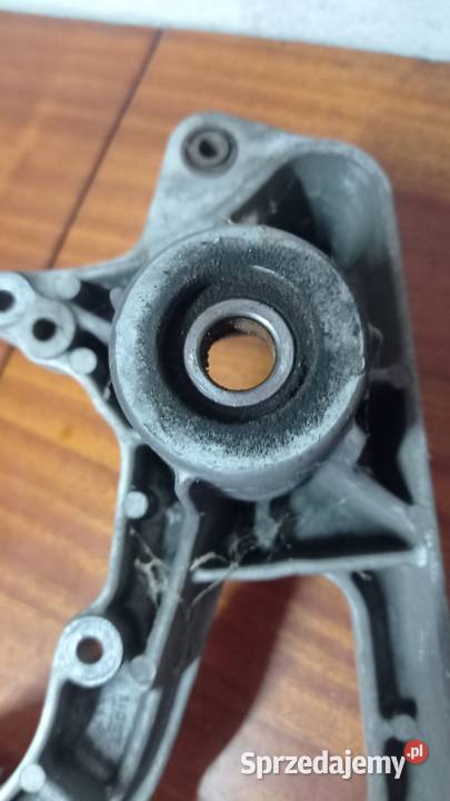 Wspornik koła mocowanie tłumika skuter SYM 250 Łubno