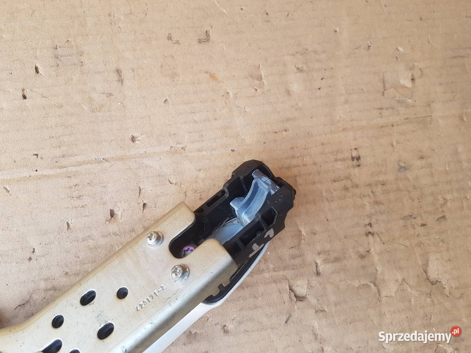 Toyota Auris II E18 klamka zewnętrzna drzwi osobowe