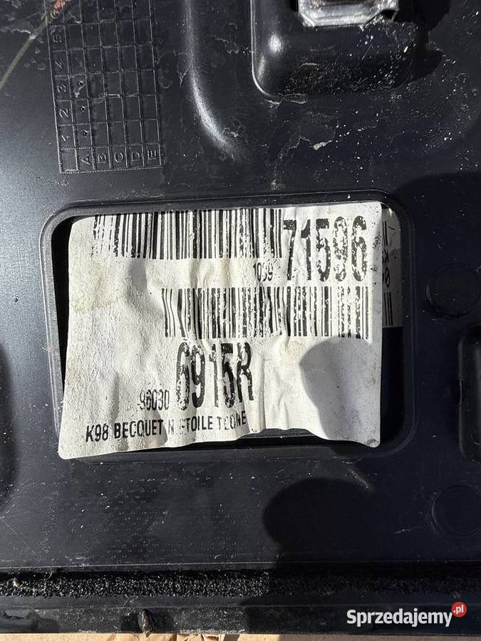 RENAULT CLIO IV SPOJLER KLAPY BAGAŻNIKA TYŁ osobowe Nowy Targ sprzedam