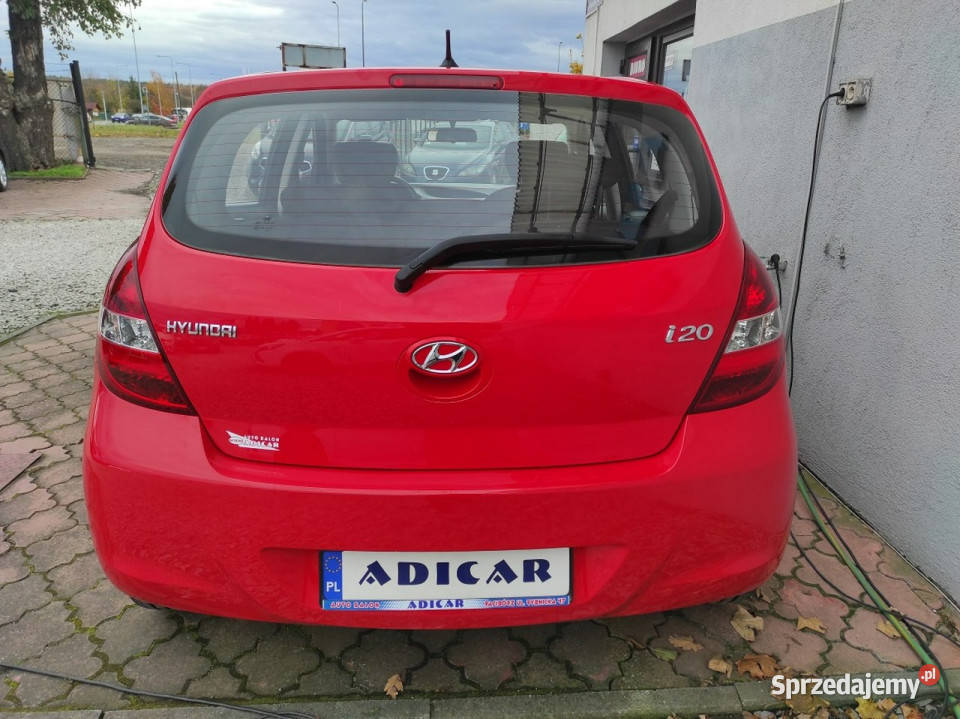 Hyundai i20 14 benzyna klima podgrz fotele Rok produkcji 2011 śląskie Racibórz sprzedam
