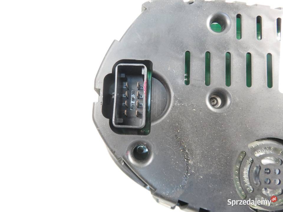 LICZNIK SKODA FABIA II 14 TDI 5J0920811C