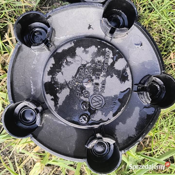 Kołpaki kapsle zaślepki na śroby VW SKODA SEAT Psary