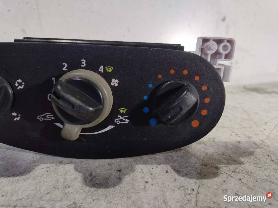 PANEL NAWIEWU DACIA SANDERO T1001640A wielkopolskie