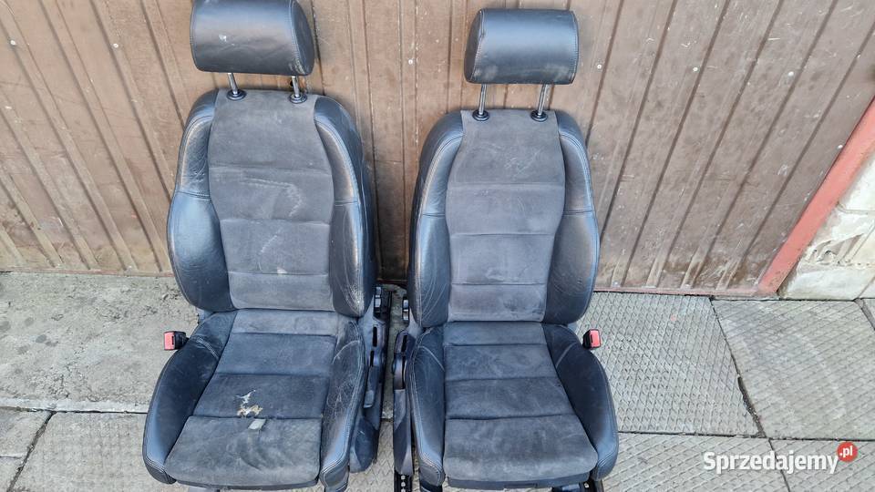Fotele z tylną kanapą Audi a4 b6 avant Rok produkcji 2004