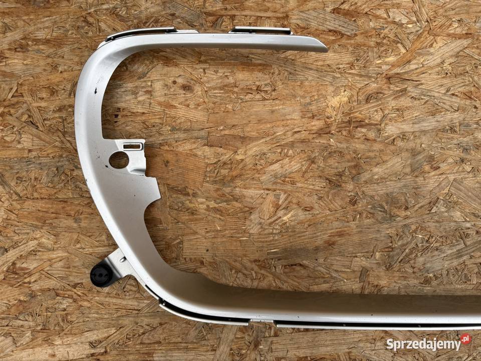 Listwa chrom zderzaka kratki środkowej przód 308 Międzychód