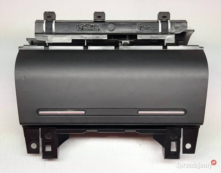 POPIELNICZKA AUDI A4 B7 8E0857951